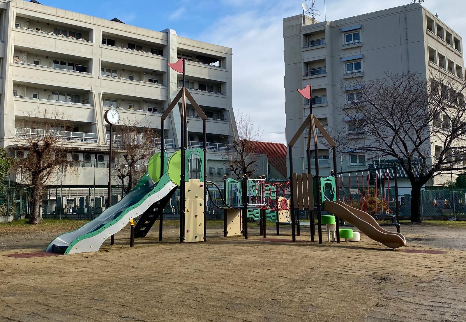 幸福町公園 更新後の遊具